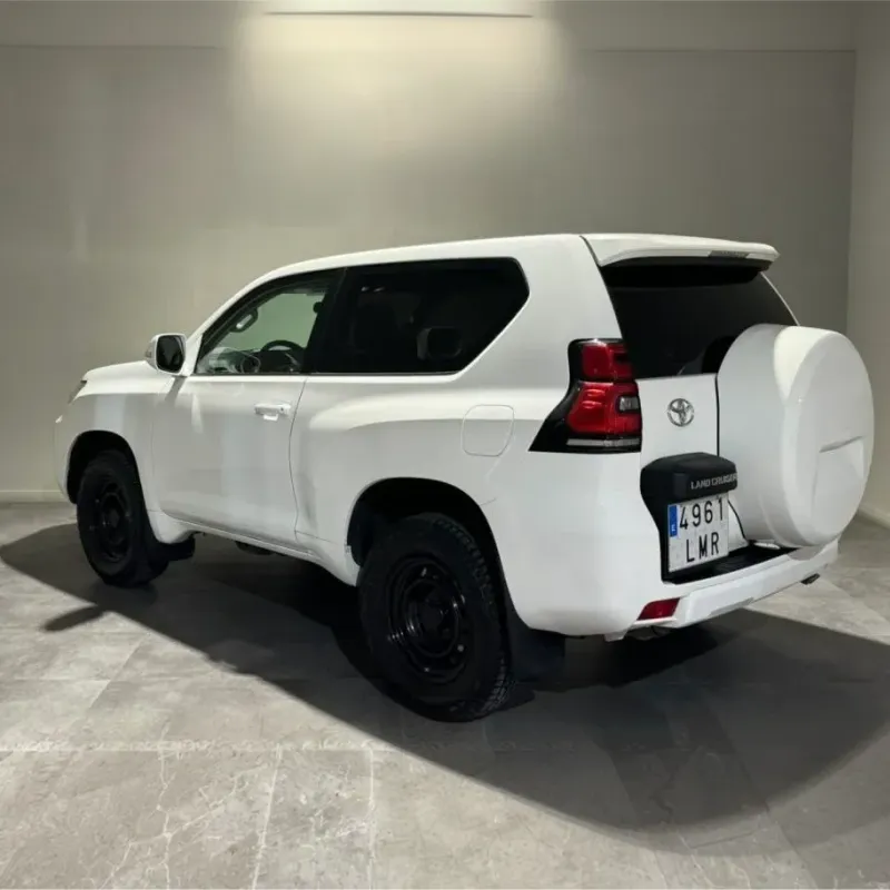 Toyota Land Cruiser 2.8 - Imagen 3