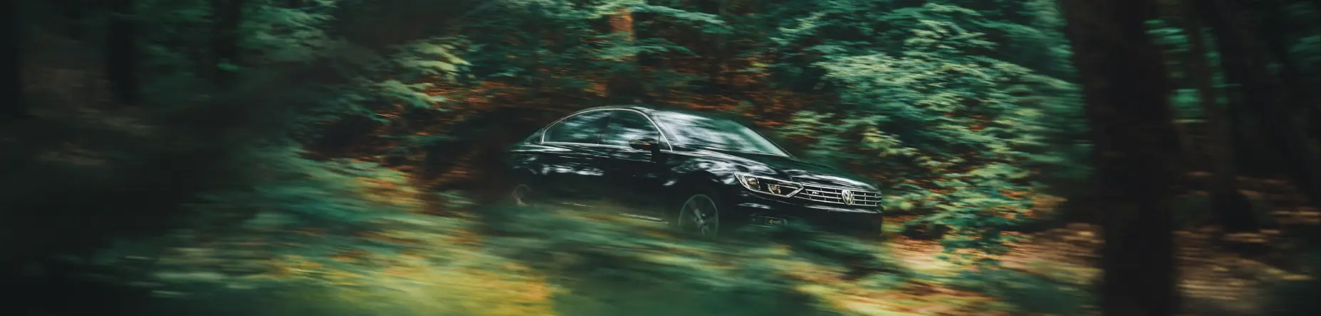 Vehículo en carretera relacionado con transporte de coche de Alemania España.