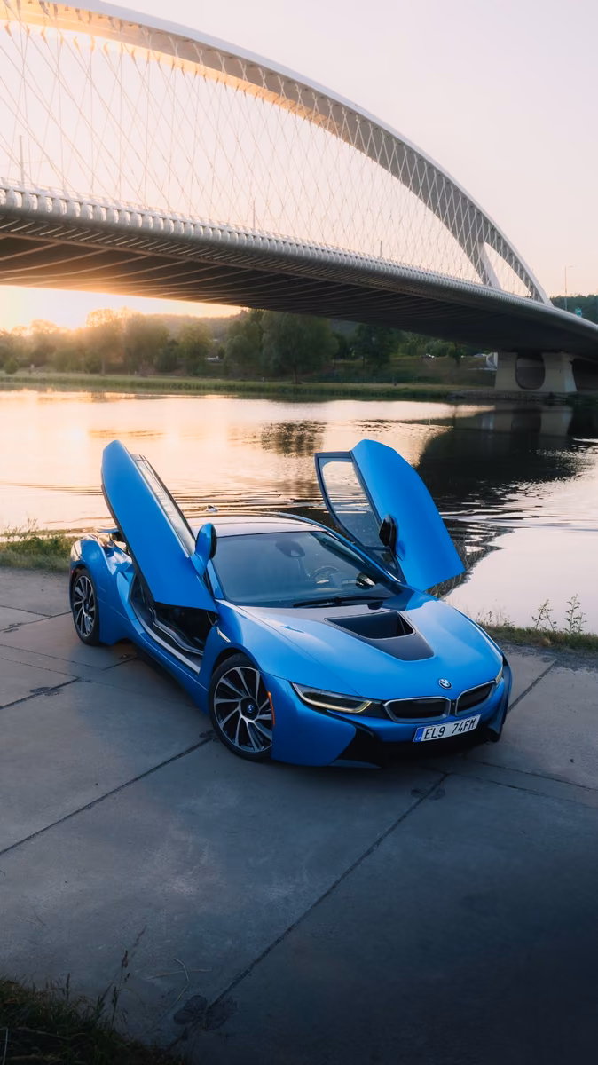BMW i8