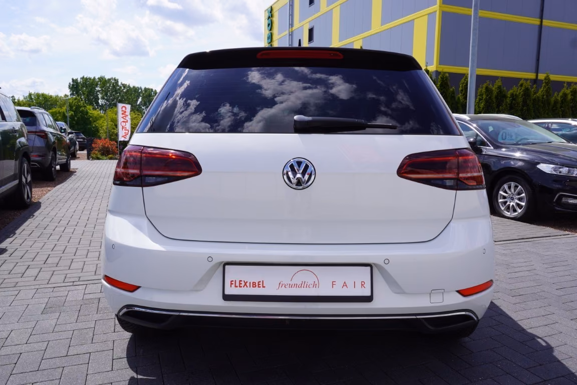 Volkswagen Golf - Imagen 4