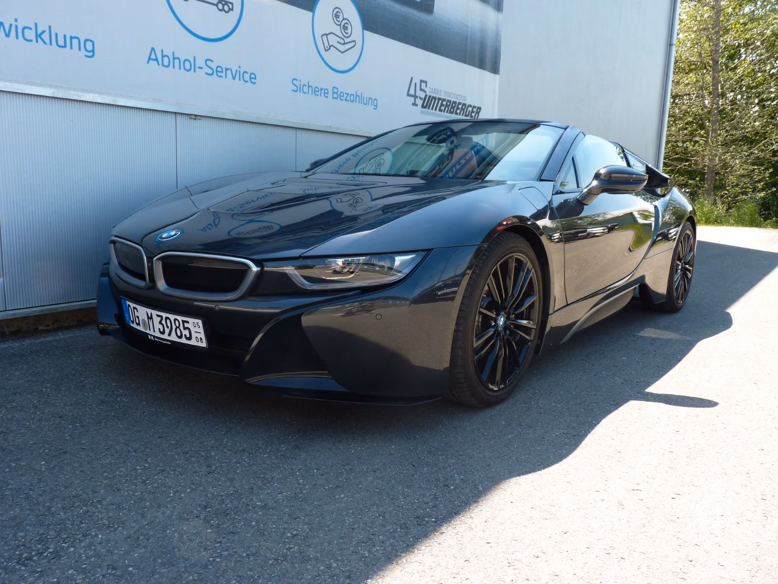BMW i8