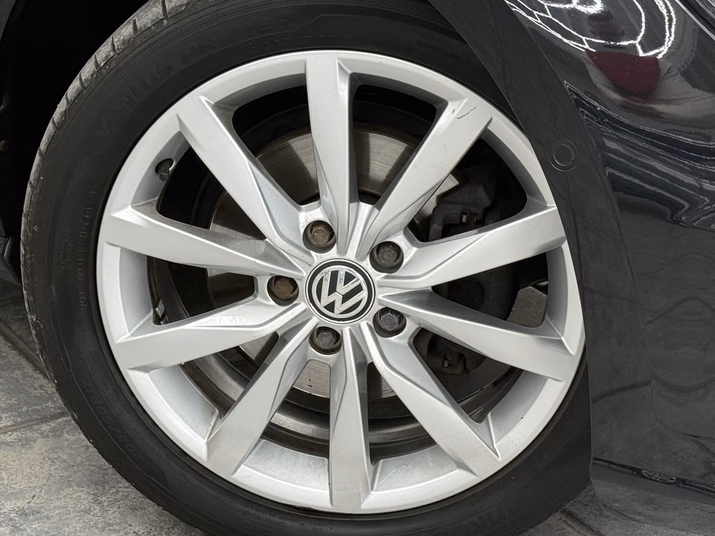 Volkswagen Golf - Imagen 3