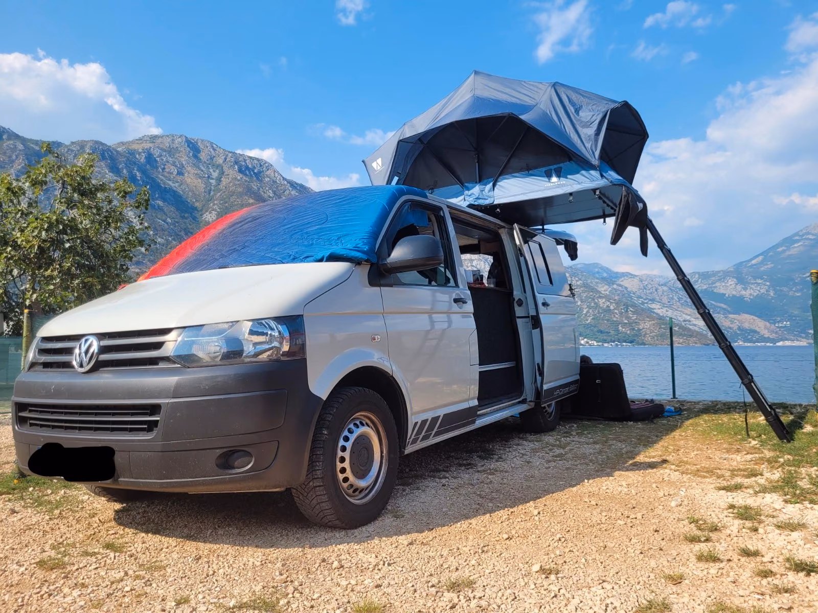 Volkswagen T5 Campervan - Perfekt für Abenteuer & Roadtrips